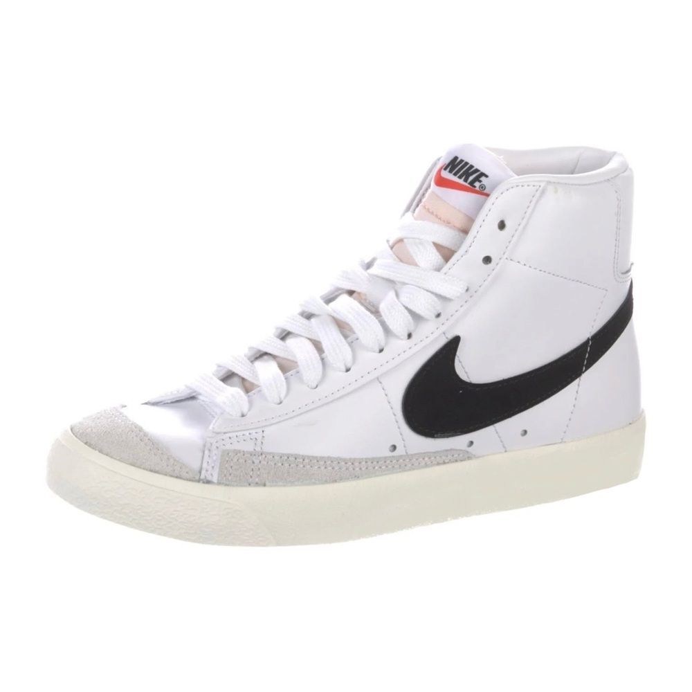 Nike Blazer Mid 77 Leather Trainers White and Black Classic High-Tops